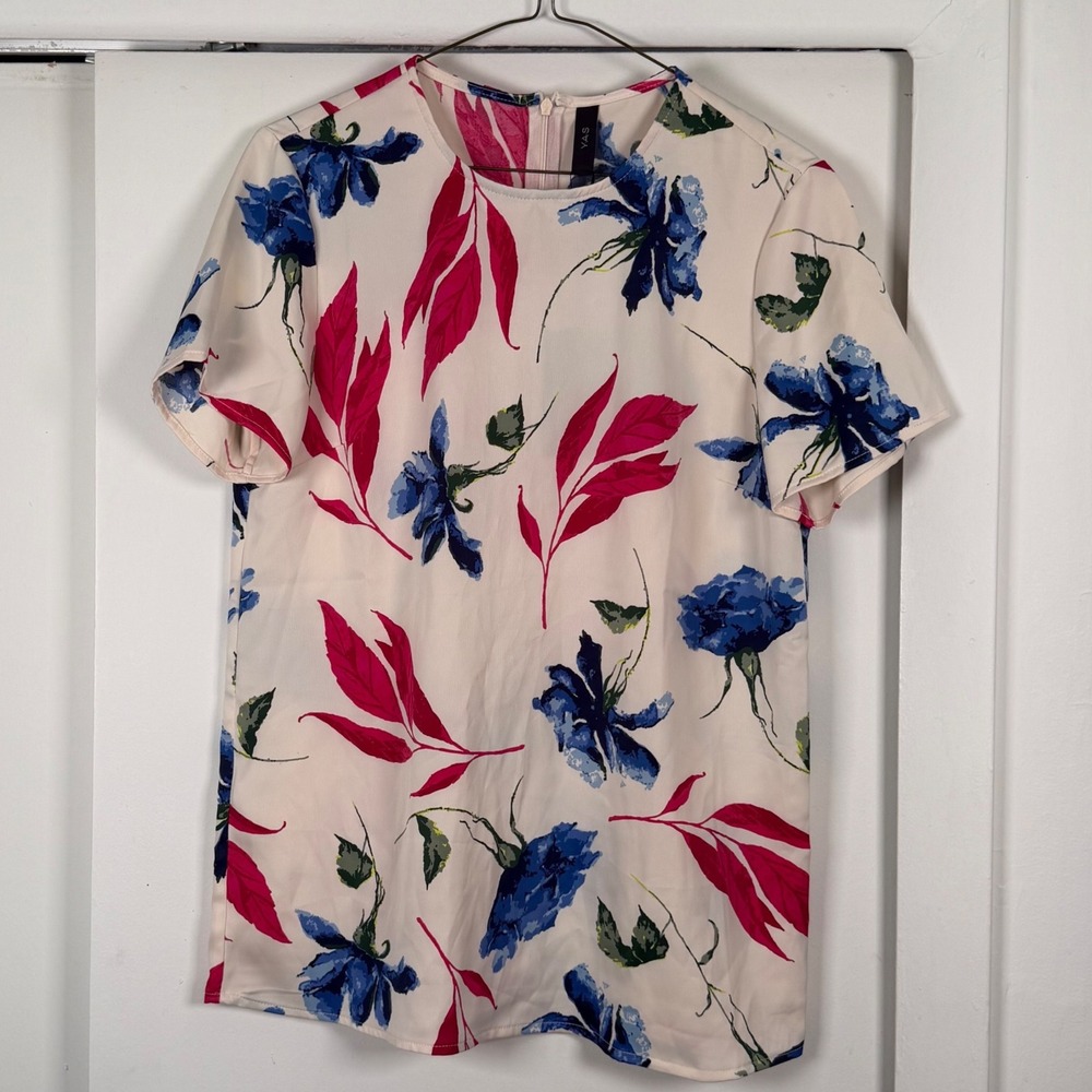 Y.A.S Floral Print Short Sleeve Blouse Cream Blue Magenta Size Medium NWT SS